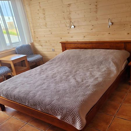 Bed And Bread Apartment Leba Exterior photo