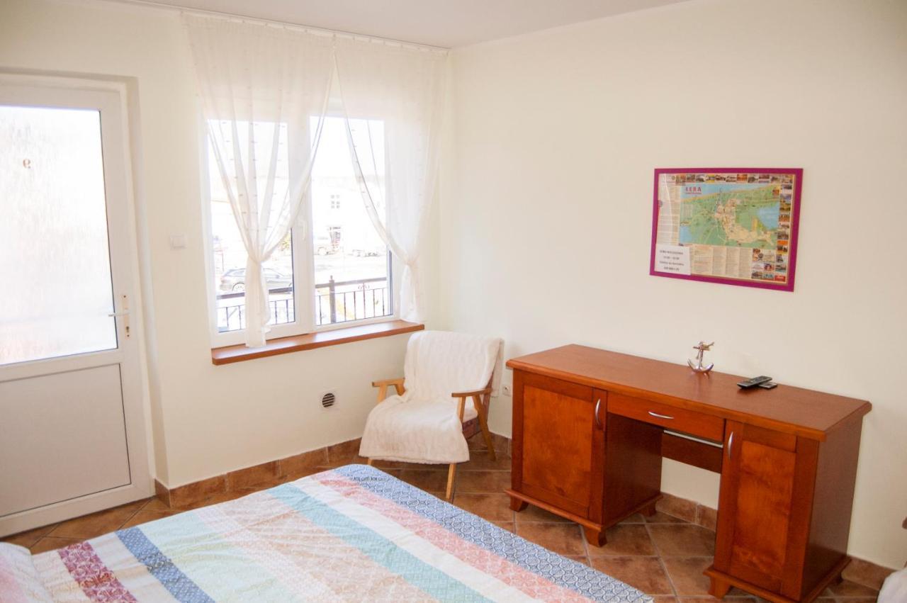 Bed And Bread Apartment Leba Exterior photo